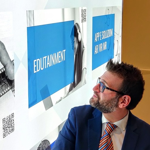 Carlo Cuomo: il Prof. dell’Edutainment